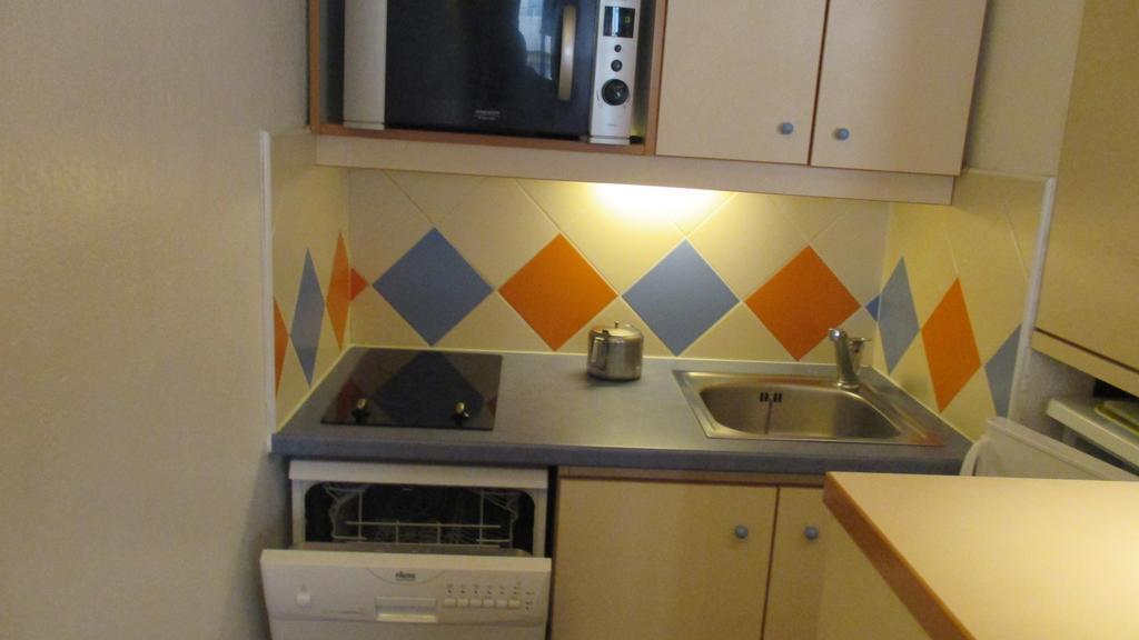 Promenade Des Bains Apartment Saint-Raphael  Phòng bức ảnh